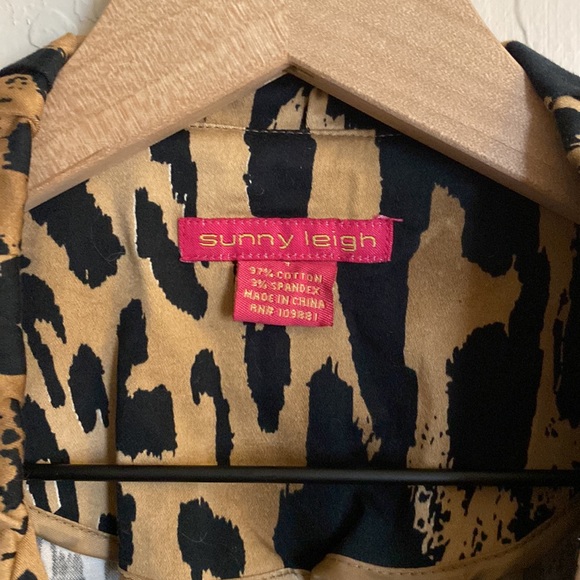 SUNNY LEIGH Animal Print Collar Short Sleeve Blazer/Blouse Size Small - Picture 5 of 10